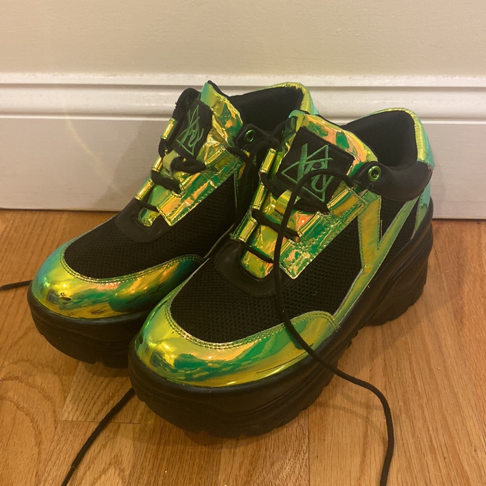 Y.R.U. Matrixx Platform Sneakers - black and green holographic - Picture 3 of 6